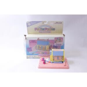 My Little Pony, Petite Ponies Happy Hearts Cottage, Toy Playset, with Puddles